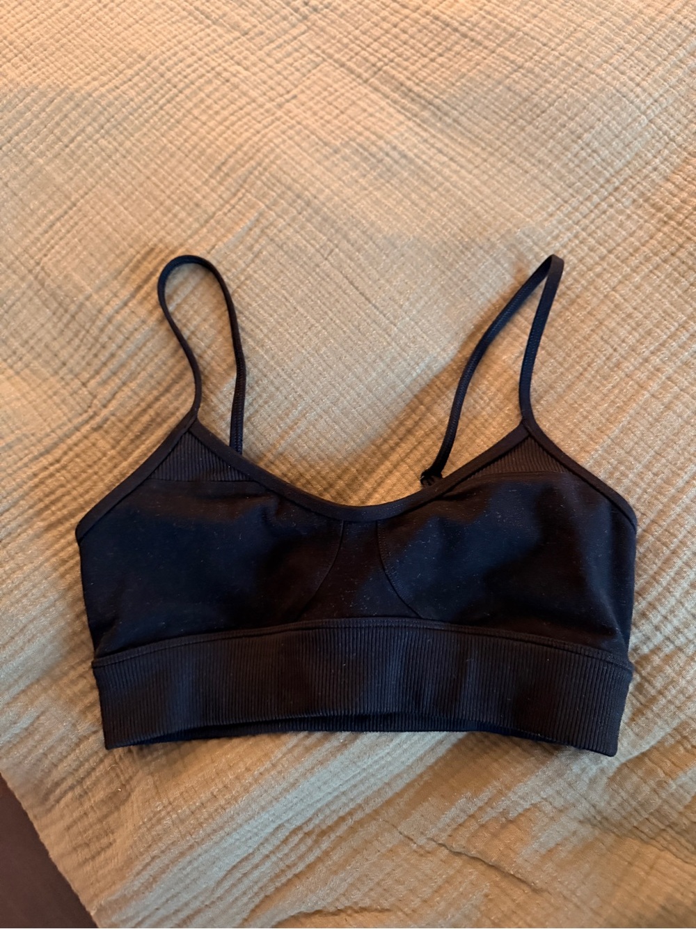 Alo Headstart Sports Bra & Legging Set
